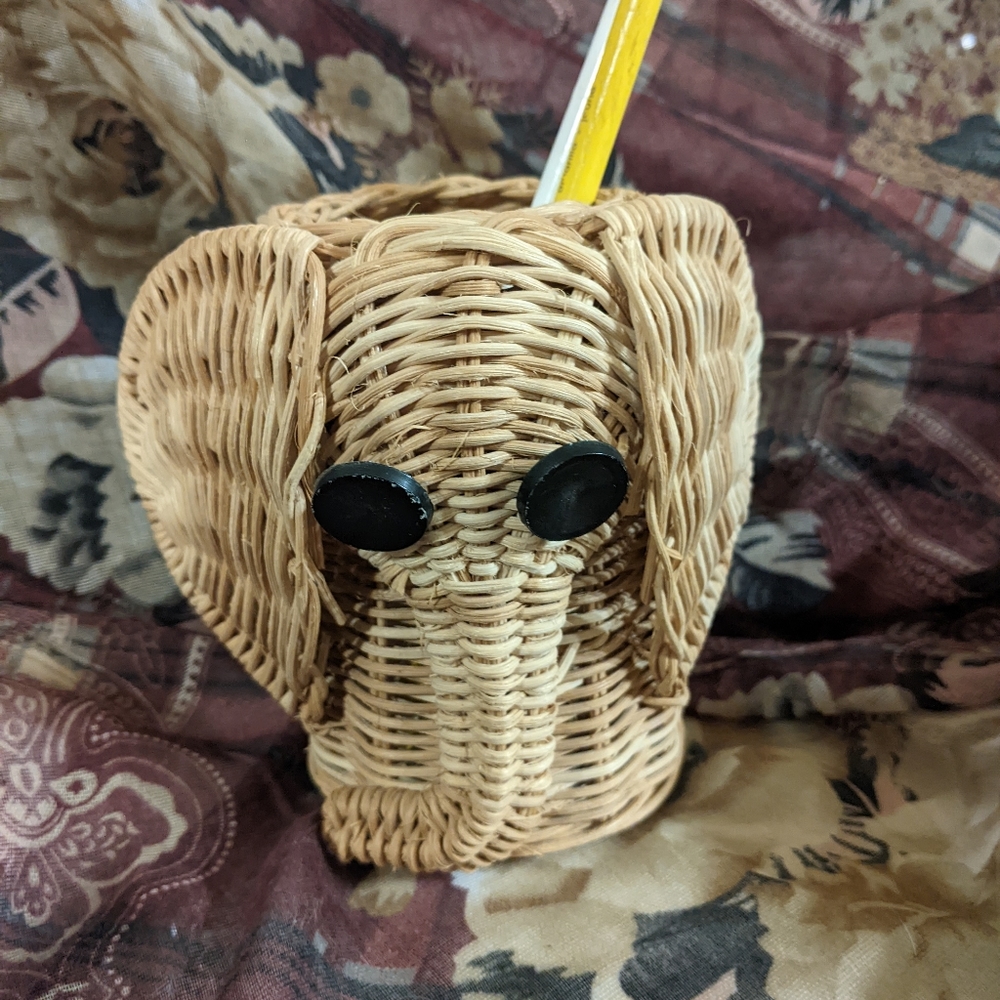 Wicker basket elephant pencil holder